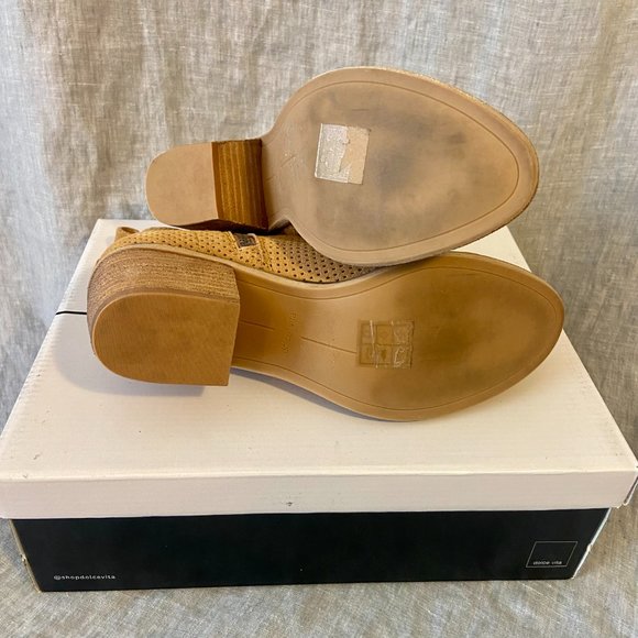 Dolce Vita Sable Camel Suede Ankle Boot Size 6.5 - Picture 9 of 9